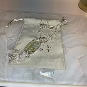 Kendra Scott Rayne Necklace (white abalone)